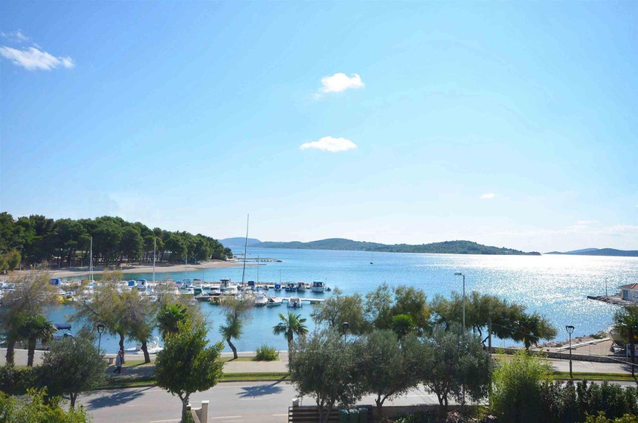 Apartment And Rooms Artina Vodice Zewnętrze zdjęcie