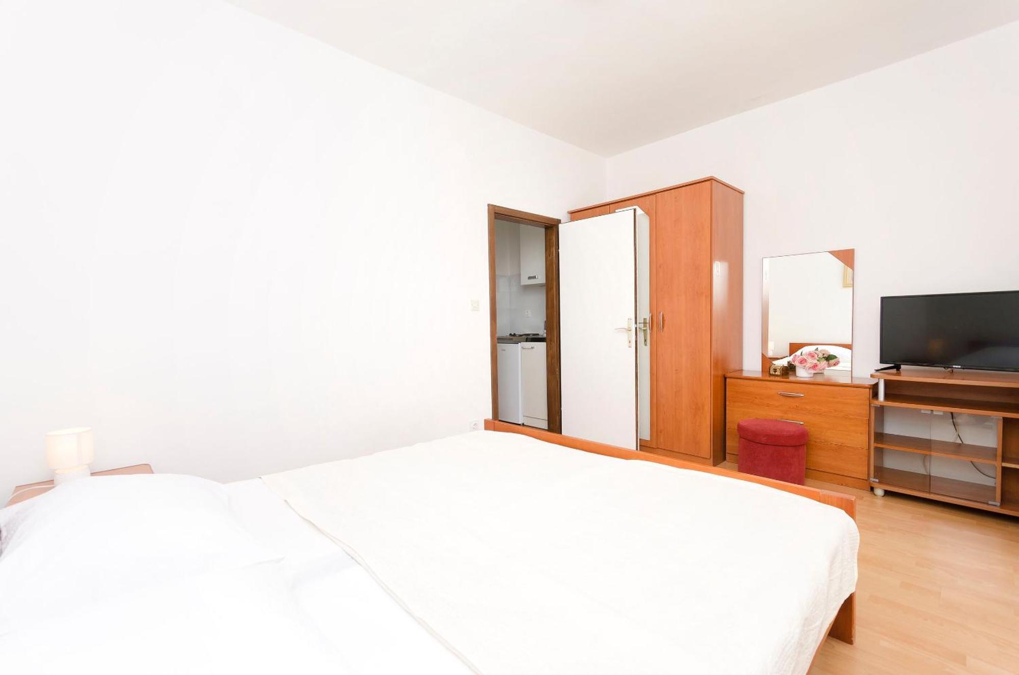 Apartment And Rooms Artina Vodice Zewnętrze zdjęcie