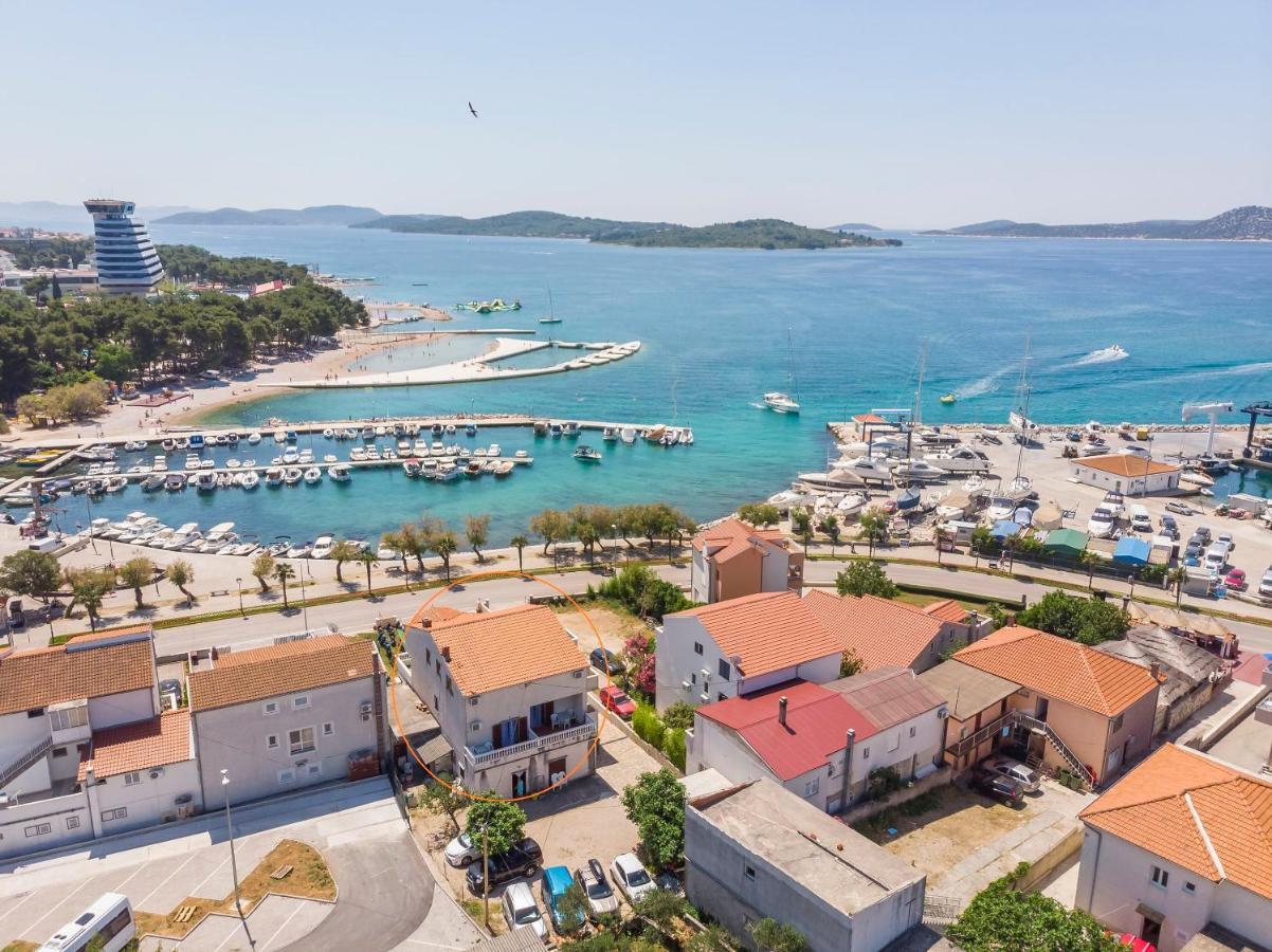 Apartment And Rooms Artina Vodice Zewnętrze zdjęcie